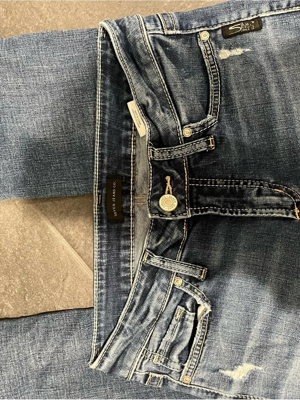 Silver Jeans Women's Blue Flare Jeans- Waist 26in - Picture 3 of 7